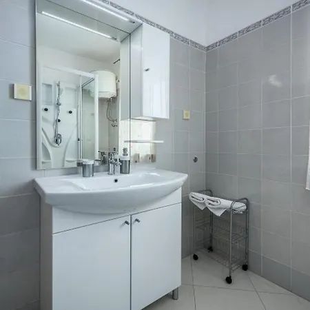 With Wifi Rabac, Labin - 16022 Apartament *