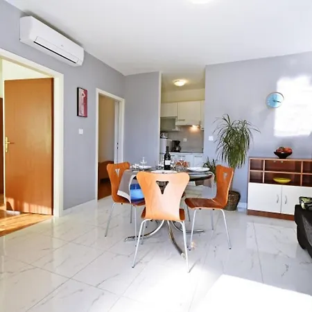Apartament With Wifi Rabac, Labin - 16022 Rabac